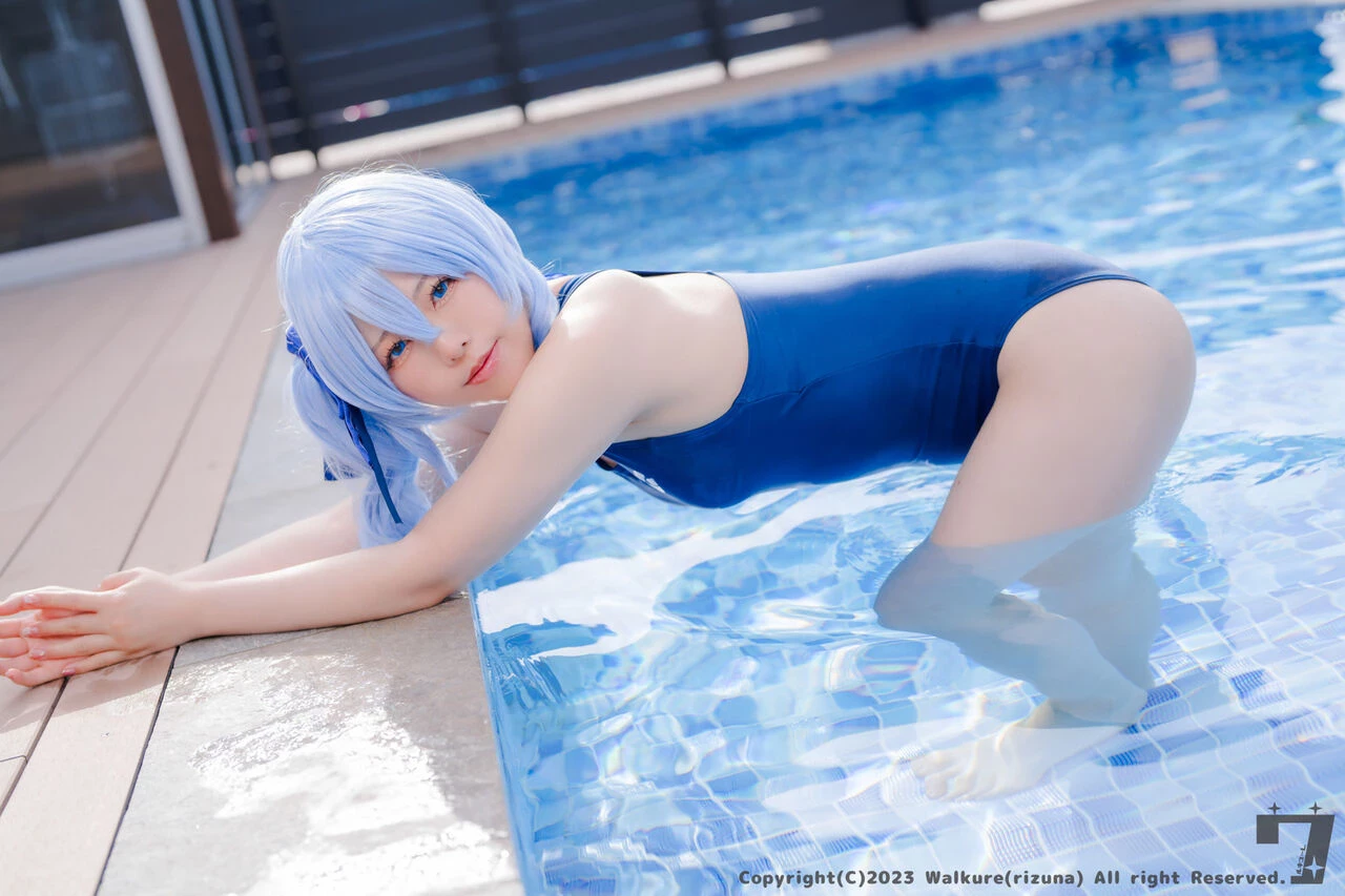 Rizuna - Hoshimachi Suisei school swimsuit