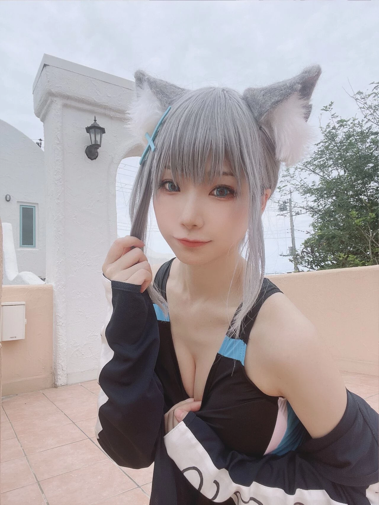 Nawo - Shiroko swimsuit