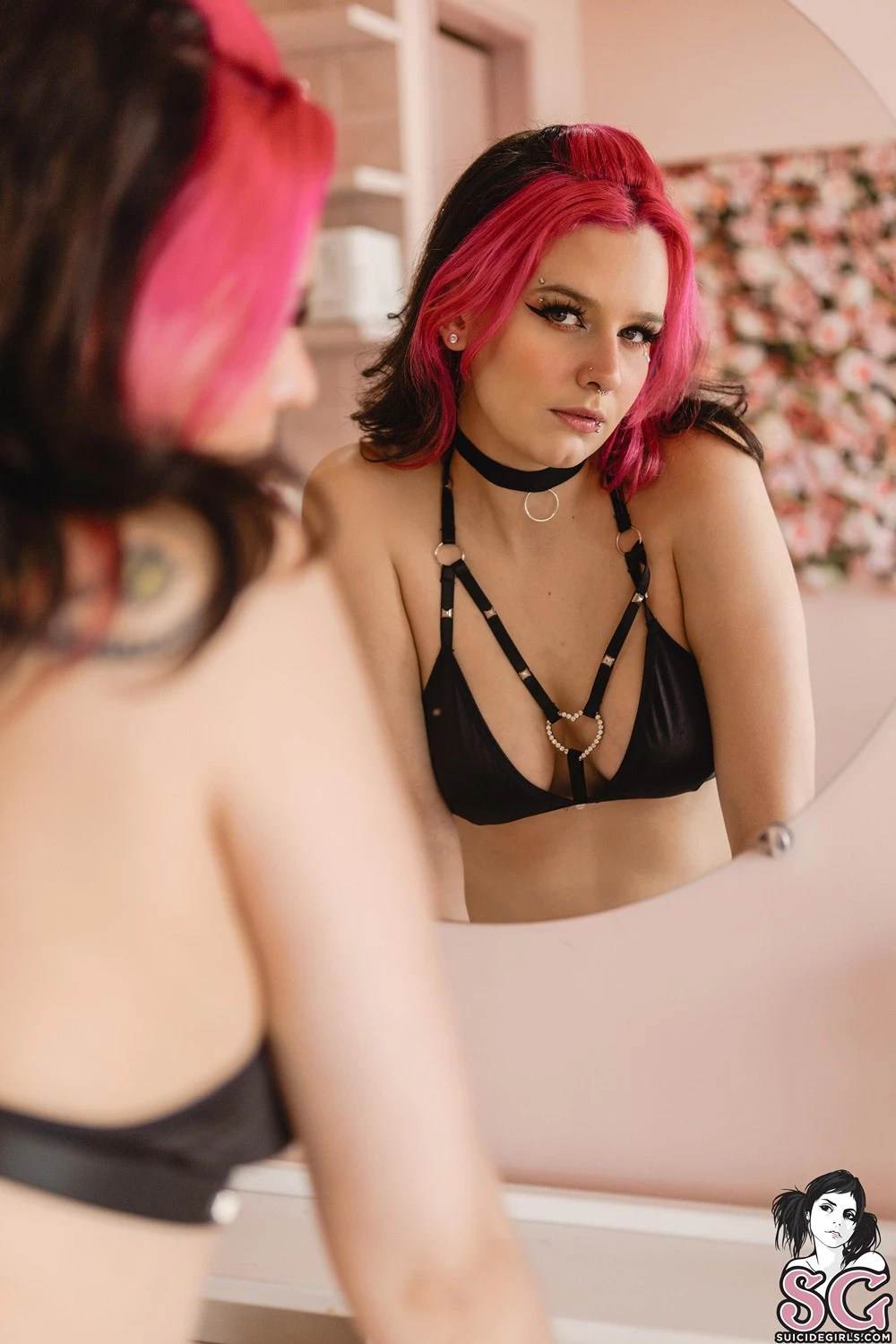 [Suicide Girls]Jan 10, 2025 - Juhmushroom - New Perspective[56P]