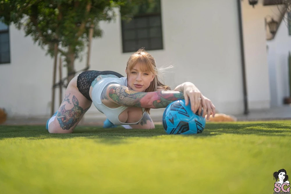 [Suicide Girls]Feb 14, 2025 - Rosegalah - The Beautiful Game[56P]